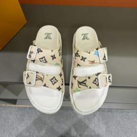Picture of Louis Vuitton Slippers _SKULVsz38-45mnh0595705